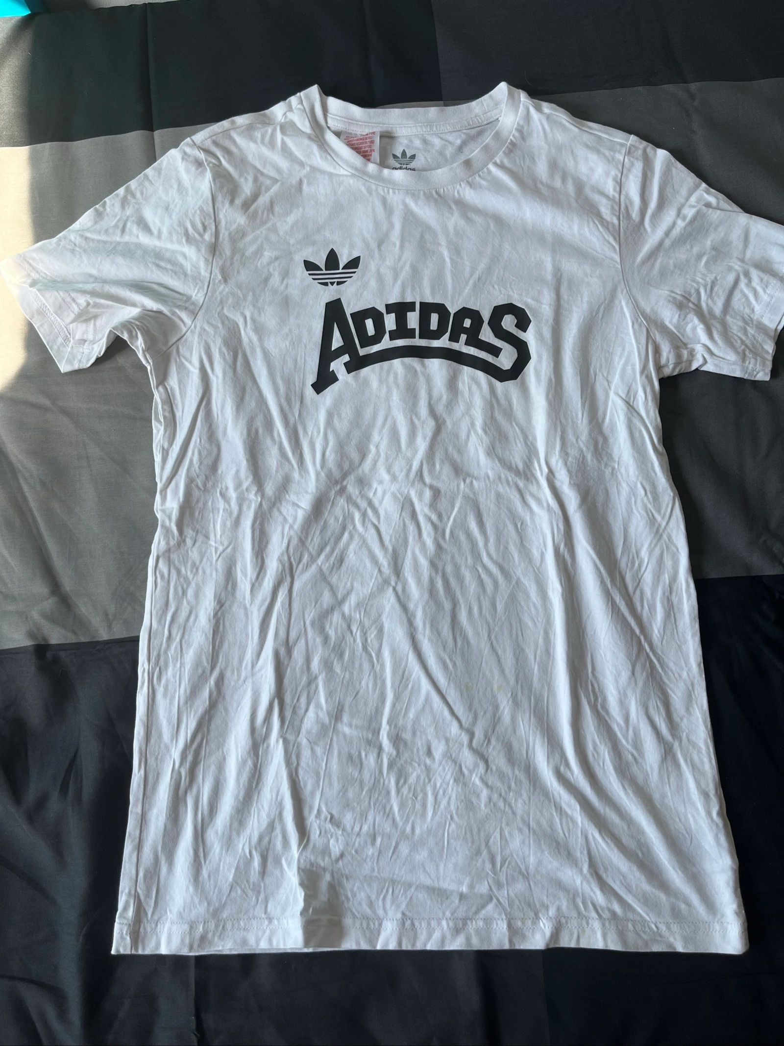 Camiseta Adidas - Talla 13-14 años -